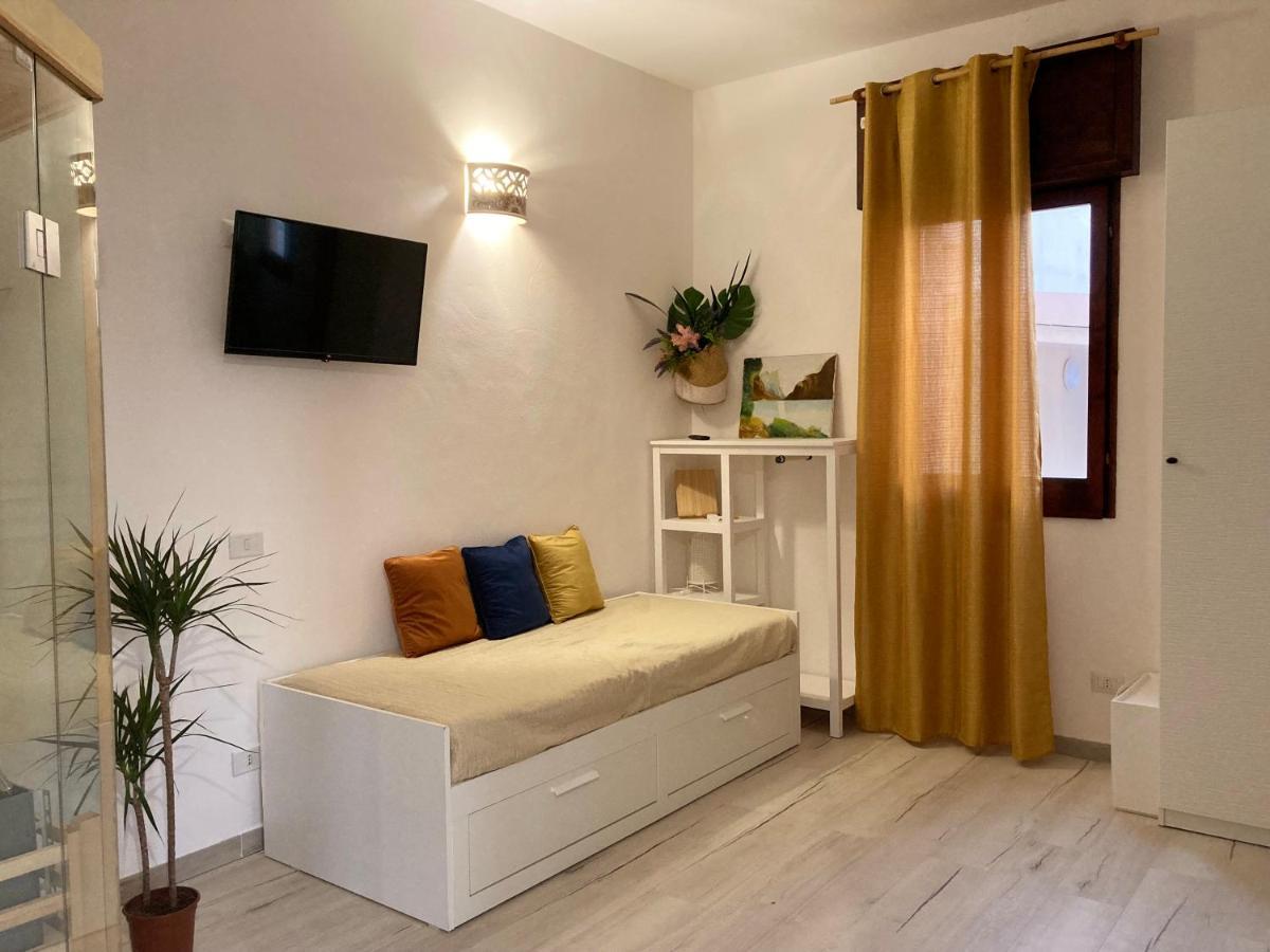Noemi Holiday House Agnone Bagni Exterior photo