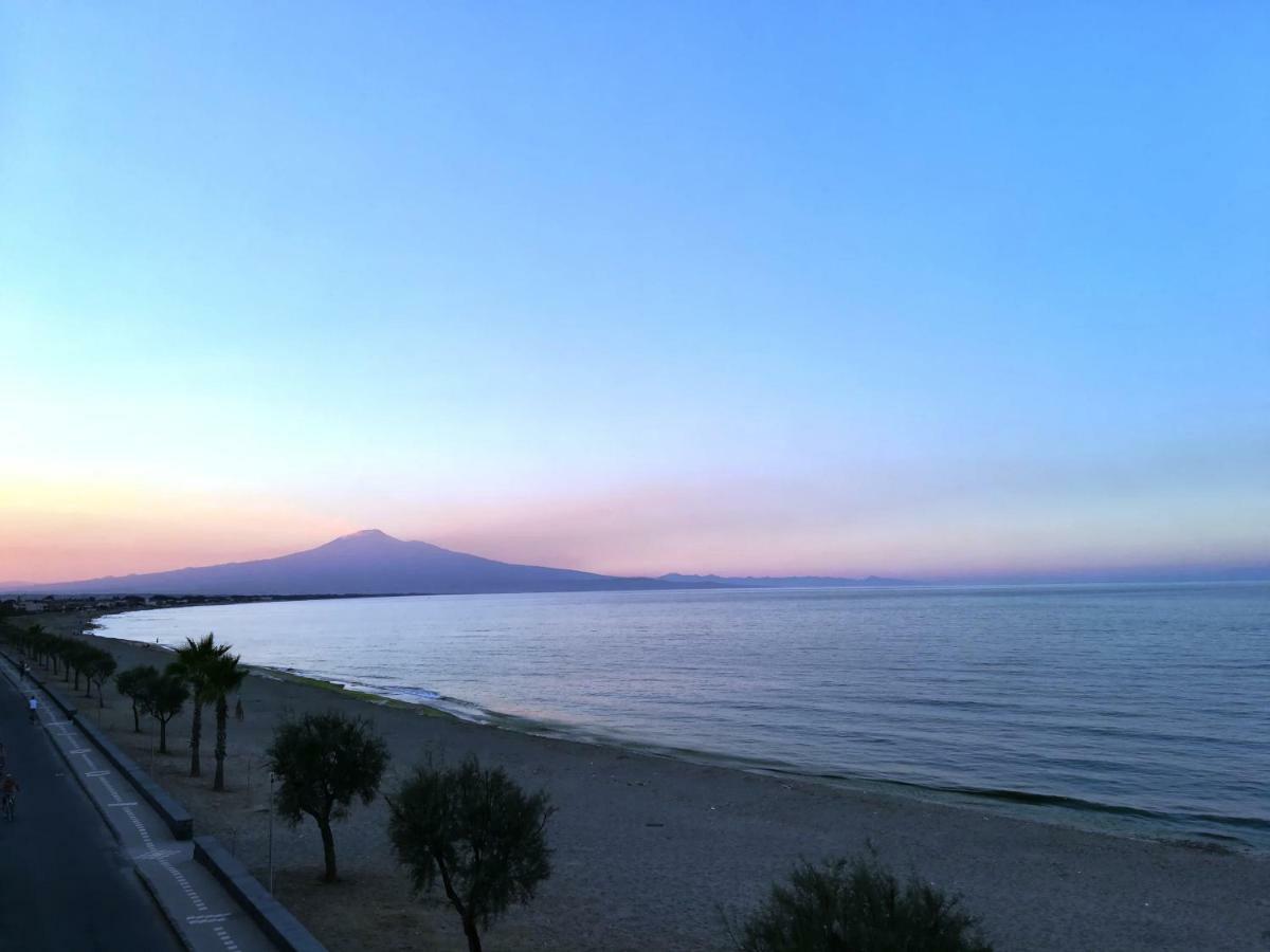 Noemi Holiday House Agnone Bagni Exterior photo